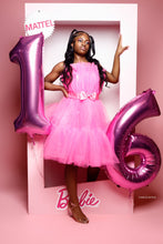 Load image into Gallery viewer, (Birthday Quick-shoot ( $100.00 In Studio
