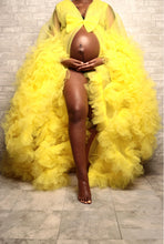 Load image into Gallery viewer, Yellow tulle robe

